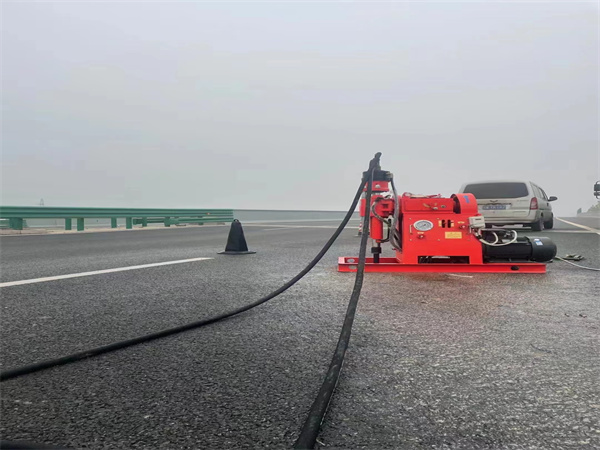 积玉口镇马路路基路面开裂下沉注浆加固灌浆